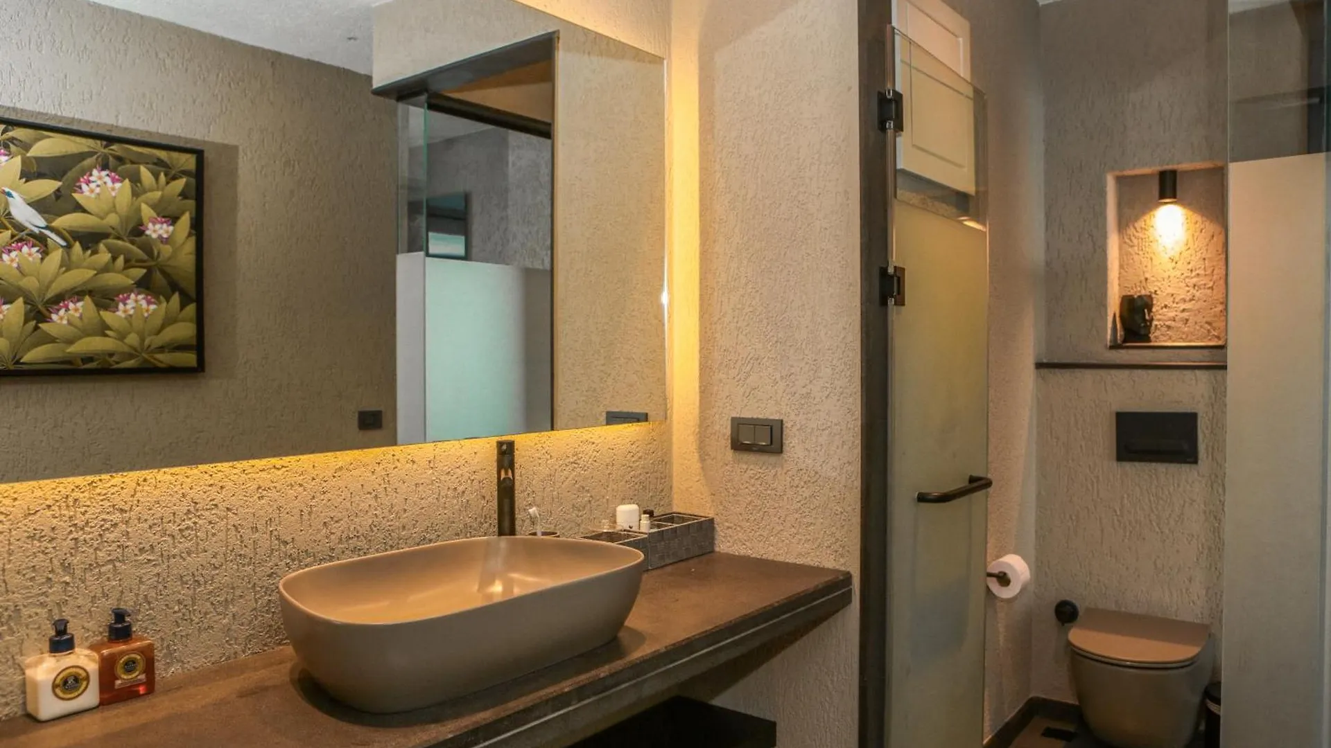 Appartamento Surfer Caravan Gastro Pub Suites- Adults Only Bodrum Turchia